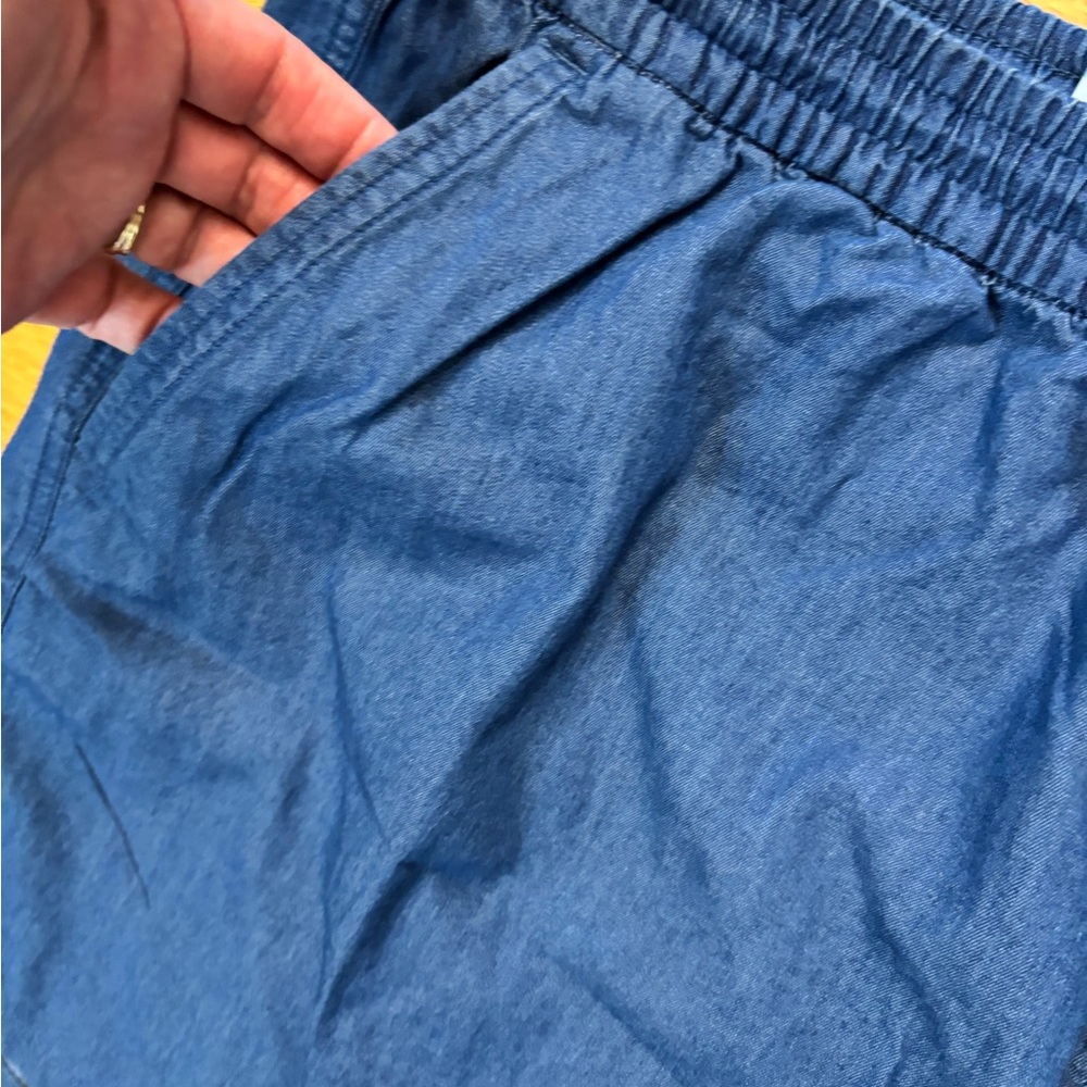 Old Navy Shorts like chambray women’s size XL - Picture 6 of 7